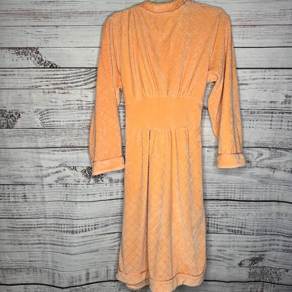 Soft Surroundings Bathrobe Coral Peach Plush Soft Tie Lounge Leisure Spa Sm - Picture 4 of 4